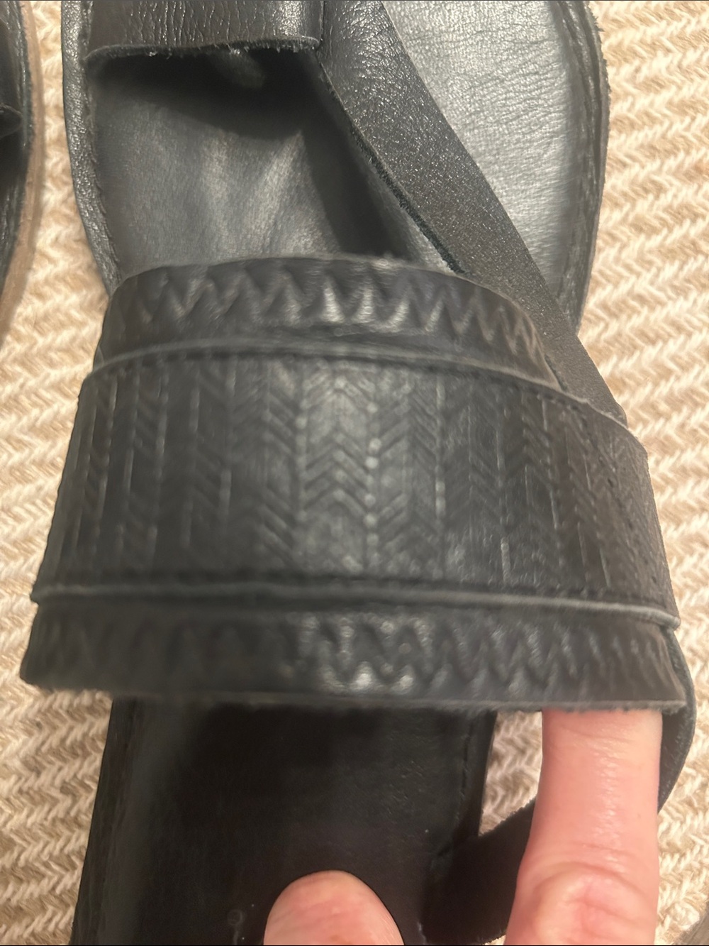 TOMS🩵Black LEATHER Toe-Loop Slip-On Slide Sandals #300515🖤US Size 11/EURO 42.5 - Picture 4 of 11